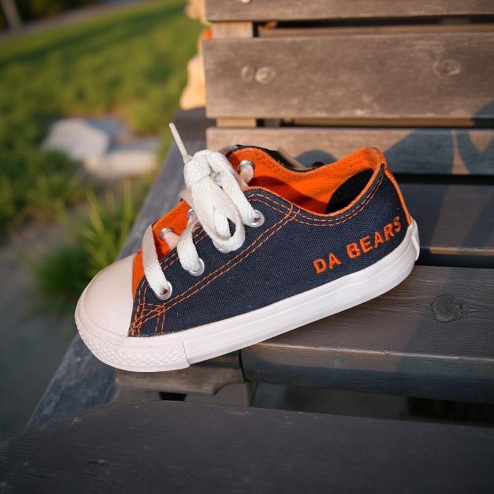 RARE NWOB Toddler Da Bears NFL Chicago Bears Converse All Star Sneakers Size 7C